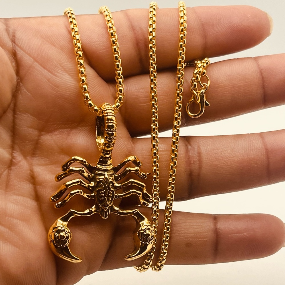 Stainless steel necklace for men’s scorpion design